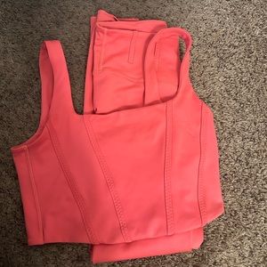 IVL x DAE workout set